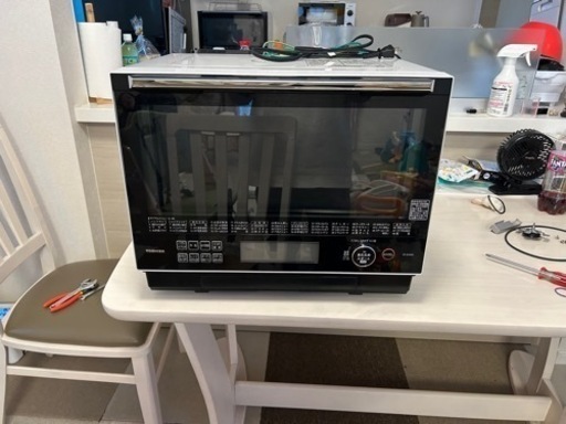 東芝 過熱水蒸気オーブンレンジ 30L 石窯ドーム 300℃ 2段調理 ER-SD3000(W) グランホワイト フラットテーブジャン