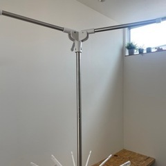 室内用 パラソル洗濯物干しの画像