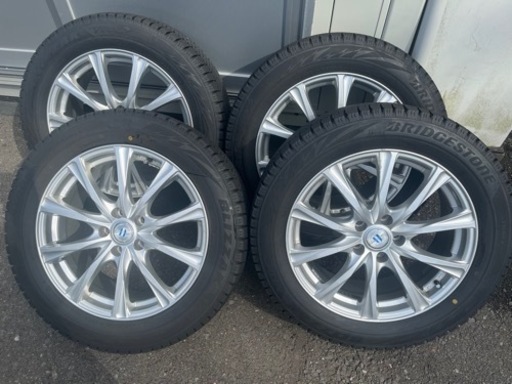 スタッドレスタイヤ　ブリザックvrx2