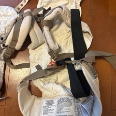 【値下げ】エルゴ　抱っこ紐　インサート付きの画像