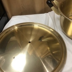 大型鍋　30㎝　アルミ　アルマイト加工製品　新品の画像