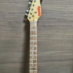 変わったグレーカラーのストラトキャスターの画像