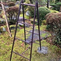 鉄製　脚立　古物　②の画像