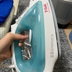 中古　美品　T-fal アイロンの画像
