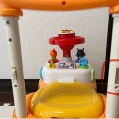 【お取引中】アンパンマンよくばりビジーカーの画像