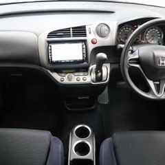 程よいサイズ感のミニバン！ホンダ　ストリーム【自社ローンのオトロン】の画像