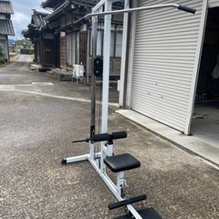 ラットプルダウン 筋トレ フィットネス トレーニング ベンチプレス