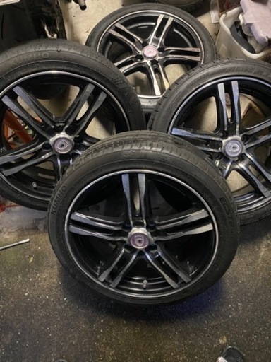 16インチ アルミホイール タイヤラック付き