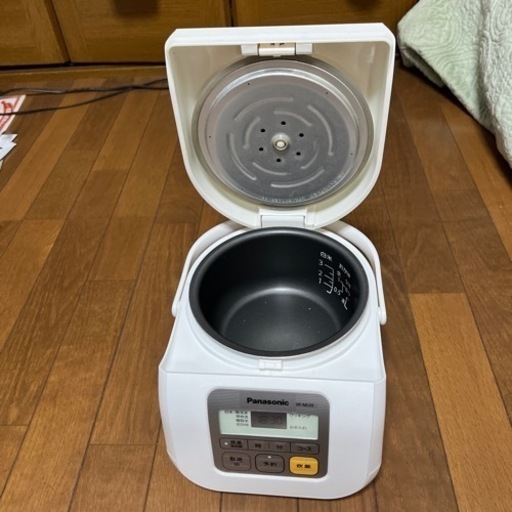パナソニック(Panasonic)炊飯器3合炊き　お取引中です。