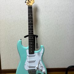 エレキギター(ストラトキャスター)、アンプ、ソフトケース、スタンド付