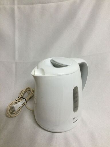 【北見市発】ニトリ NITORI 電気ケトル SN-3228(WH)  2020年製 1000W 白 (E2519ykY)