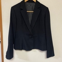 a.v.v.スーツの画像