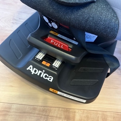 アップリカ　クルリラ プレミアム グレー ISOFIX チャイルドシート　