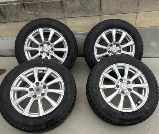 お話中　スタッドレスタイヤ　205/60 R16 4本セット