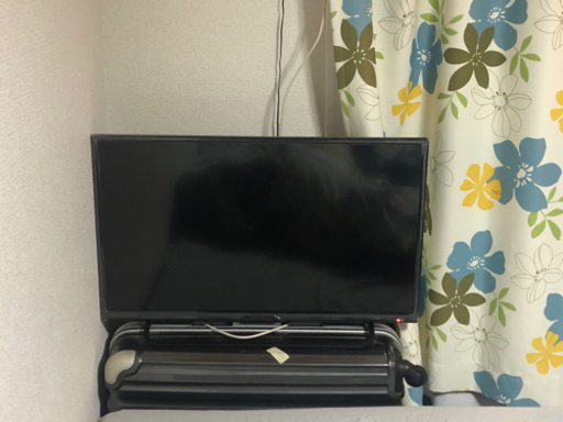 32型　ハイビジョン液晶テレビ