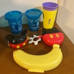 【3/20で終了】ディズニー　ベビーせんべいケース　バナナケース...