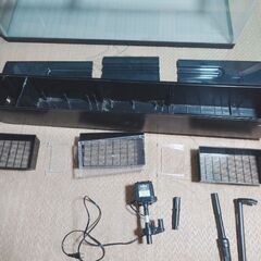 中古120センチ水槽と上部フィルターのセットの画像