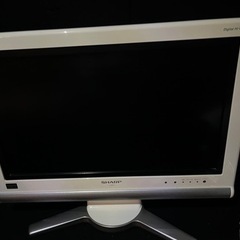 液晶カラーテレビ