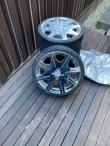 レグザスD800１７インチ軽自動車