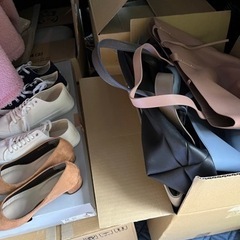 超大量の服等　仕入れ　転売OK  の画像