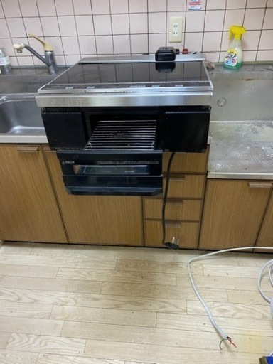 パナソニック200v三口