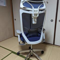 【中古】【2017年製】バロンチェア オカムラ / okamura 肘付ハイバックチェアの画像