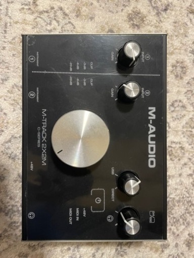 ヘッドフォン M AUDIO M TRACK 2X2M