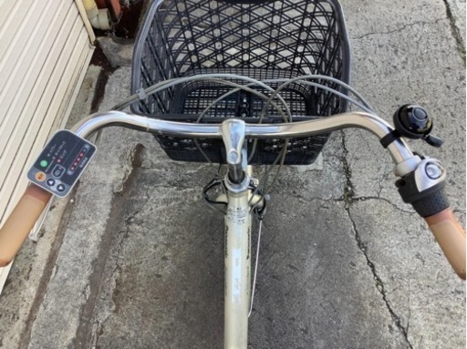319  パナソニック新機種電動アシスト自転車viviライトU26インチ シルバーアルミ