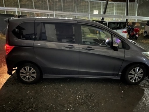 HONDAフリードDBA-GB3 価格はご相談ください。