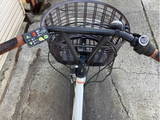 326  ヤマハ新機種電動アシスト自転車pas Ami26インチパールアルミボディー