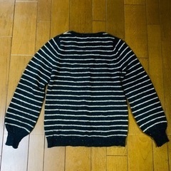 earthセーターの画像