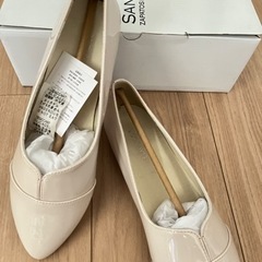未使用のパンプス（23.5cm）