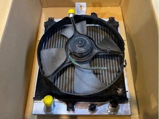 ビート　アルミ二層ラジエーター　中古