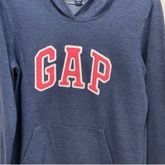 GAP（ギャップ）　フード付き　トレーナー　ネイビー　ピンク　裏起毛有　長袖の画像
