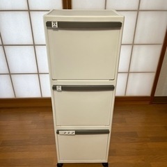 【美品】キャスター付き分別ゴミ箱(15㍑×3段)の画像