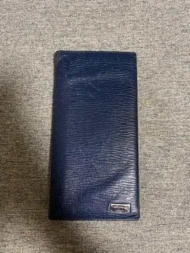 フェラガモ　長財布　ネイビー