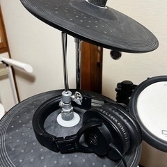 YAMAHA DYX drums 700の画像