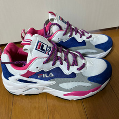 ⭐︎新品未使用⭐︎FILA フィラ RAY TRACER レディ...