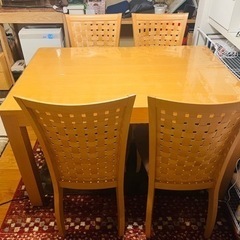 ウッドダイニングテーブル　10000円