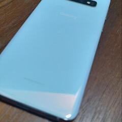 楽天モバイル　galaxy　S10　プリズムホワイト