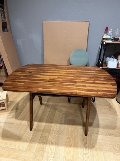 unico ダイニングテーブル 定価¥55,000 SWELLA