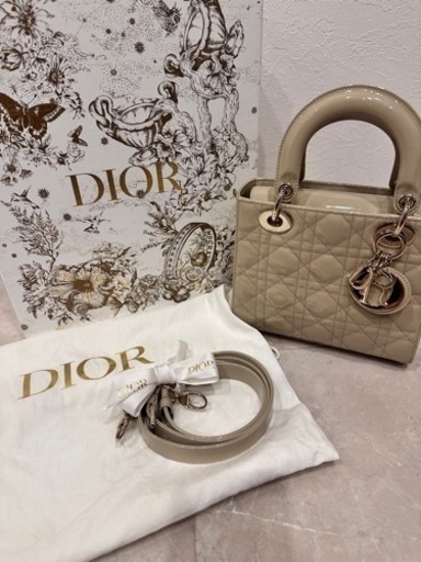 新品未使用　LadyDior バッグ　スモール　カナージュ　パテントカーフスキン