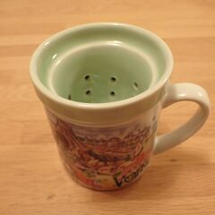 ベトナム雑貨　茶こし+蓋　バッチャン焼き　金魚柄の画像