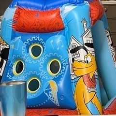 【再値下げしました！】ディズニー インフレータブル  ボールプール ボール付きの画像