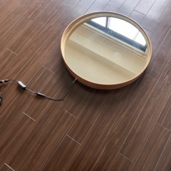 IKEA 鏡　照明後付け
