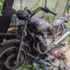 軽トラATと交換可能、CB750カスタムRC04一時抹消、