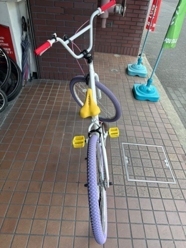 ★美品★26インチ　シングルギア　オシャレな街乗り用オーダーメイド自転車　ホワイト　