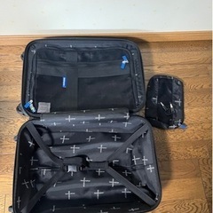 スーツケース　モスグリーン　3泊前後用の画像