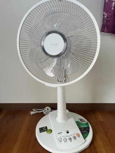 お話し中扇風機　DCモーターファン　ほとんど使用してないです