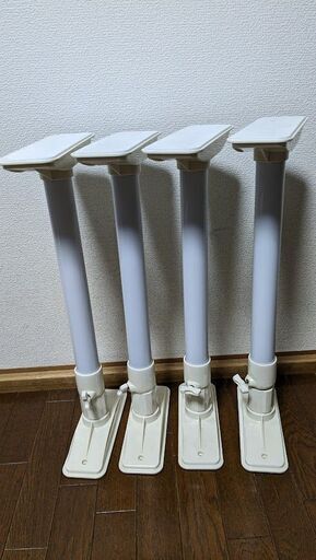 地震対策　突っ張り棒